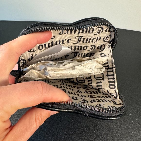 Juicy Couture Black Liquorice Faux Leather Heart Zip Around Purse Wallet - NWT - Picture 7 of 8